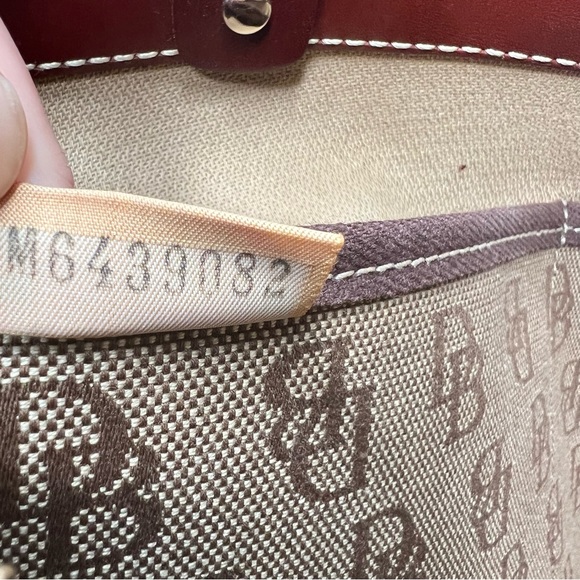 Dooney & Bourke Vintage Classic Logo Shoulder Bag Signature DB - Picture 12 of 15